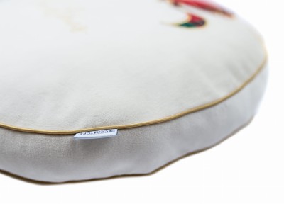 Poduszka Haftowana Dekoracyjna Bombka 3D Śr. 43cm - Różne Kolory Tkanin 3