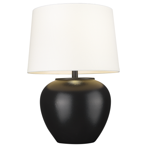 Klasyczna lampa stołowa w czarnym kolorze z ceramiczną podstawą w kształcie kulistym i matową fakturą. Górna część to biały klosz o prostokątnej formie. Lampa stoi na płaskiej powierzchni, widoczna frontalnie.