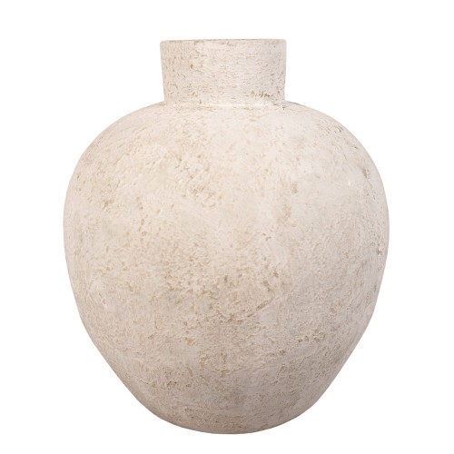 Wazon Globe XL w kolorze kremowo-beżowym o wysokości 58 cm, stojący, z okrągłym, teksturowanym kształtem. Gładka powierzchnia, bez widocznych napisów czy dekoracji, na jednolitym tle, co podkreśla jego formę.