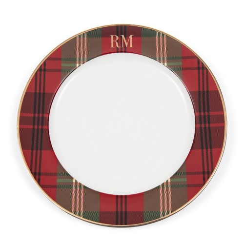 Talerz śniadaniowy Classic Tartan Riviera Maison z białym środkiem i ozdobnym brzegiem w kratę w odcieniach czerwieni, zieleni i brązu. Na brzegu widoczne złote logo RM. Ujęcie frontalne, talerz leży na białym tle.