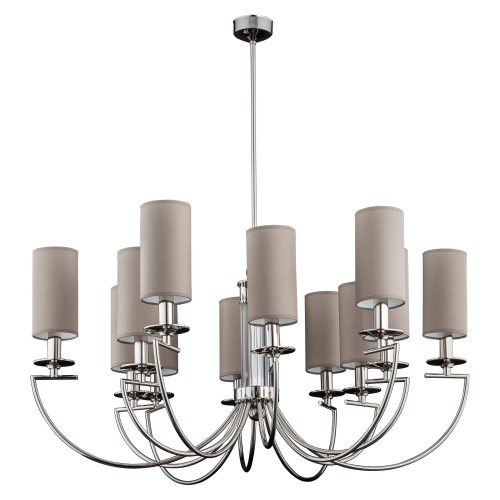 Lampa sufitowa Lea V w kolorze srebrnym, o wymiarach 102x102x70 cm, z 12 cylindrycznymi kloszami w beżowym kolorze. Produkt zawieszony na długim metalowym wsporniku, z eleganckimi, zakrzywionymi ramionami. Tło białe.