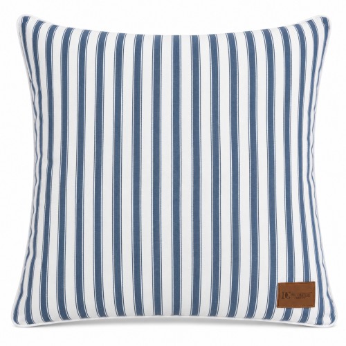 Poduszka haftowana Decoratore Summer Hamptons II 50x50 cm, z białym tłem w niebieskie pasy, z widocznym logo na skórzanej metce. Produkt leży na płasko, z wyraźnym wzorem i teksturą materiału.