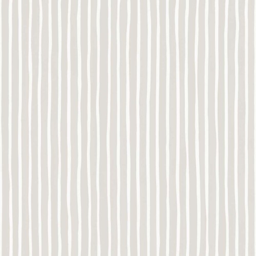 Tapeta Cole and Son Croquet Stripe w beżowo-białe, nieregularne paski. Wzór na jednolitym tle, z widocznymi, falistymi liniami o różnej szerokości, które nadają teksturę i głębię. Idealna do nowoczesnych wnętrz.
