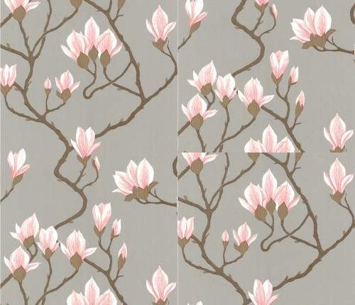 Tapeta Cole and Son Magnolia Silver w szarym tle z delikatnym wzorem gałęzi magnolii, na których znajdują się różowe kwiaty oraz zielone liście. Wzór rozmieszczony równomiernie, tworząc harmonijną kompozycję.