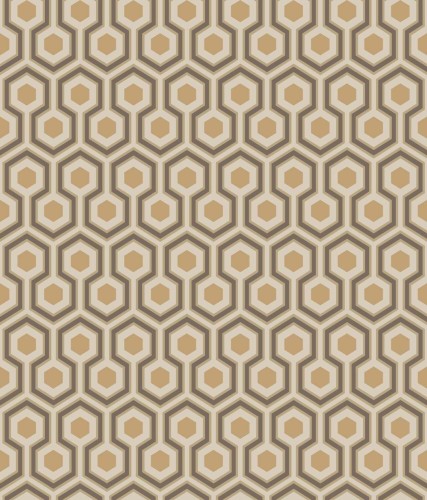 Tapeta Cole and Son Hicks' Hexagon w kolorach beżowym, miedzianym i charcoal; wzór w heksagony z wyraźnymi konturami. Producent oferuje dekoracyjny design z nowoczesną fakturą. Produkt w formie rolle, gotowy do montażu na ścianie.