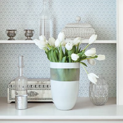 Tapeta Thibaut Anna French SPENCER Metallic Gold on Red 3