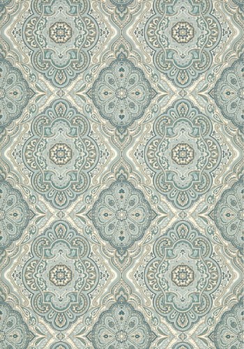 Tapeta Thibaut Anna French STERLING Aqua w odcieniach błękitu i beżu, z bogatym, dekoracyjnym wzorem zawierającym kwiatowe i geometryczne motywy. Wzór powtarza się regularnie, tworząc harmonijną kompozycję.