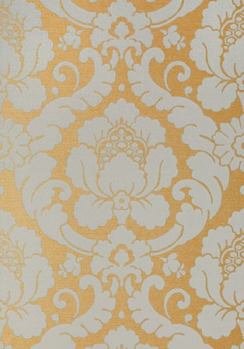 Tapeta Thibaut Anna French MARLOW w kolorze aqua na metalicznym złotym tle. Wzór przedstawia delikatne florystyczne motywy w odcieniach srebra, z subtelną teksturą, nadając elegancki akcent wnętrzom.