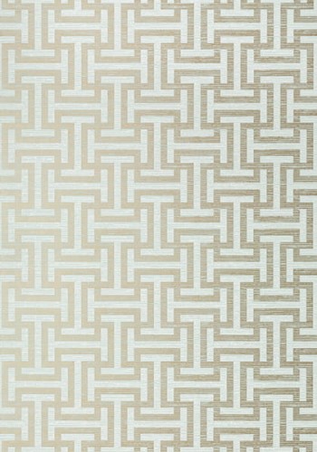 Tapeta Thibaut Anna French RYMANN Aqua w kolorze aqua z subtelnym, geometrycznym wzorem w odcieniach beżu i bieli. Wzór składa się z powtarzających się, prostokątnych motywów, nadając elegancki i nowoczesny wygląd.