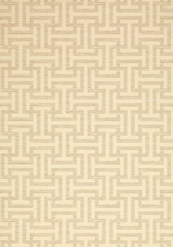 Tapeta Thibaut Anna French RYMANN w kolorze beżowym, z subtelnym, geometrycznym wzorem w formie przekątnych linii. Materiał teksturowany, idealny do eleganckich wnętrz. Widok frontalny na całą powierzchnię tapety.
