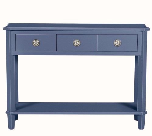 Drewniana konsola Henshaw Laura Ashley w kolorze niebiesko-szarym, z trzema szufladami i okrągłymi metalowymi uchwytami. Wymiary: 110x35x79,5 cm. Stoi na czterech stabilnych nogach, z dolną półką.