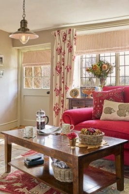 Garrat Laura Ashley Stolik Kawowy Kasztan 118x66x45cm 5