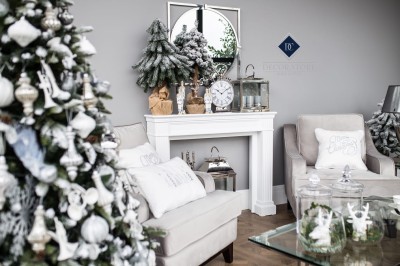 Poduszka Haftowana Dekoracyjna Let it Snow - Różne Kolory Tkanin 6