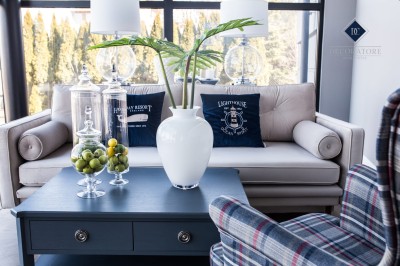 Poduszka Haftowana Dekoracyjna Velvet Latarnia Morska - Różne Kolory Tkanin 3