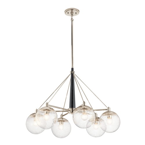 Lampa sufitowa Assi L w kolorze niklowym, z siedmioma kulistymi kloszami z przezroczystego szkła, zawieszona na cienkiej linii. Wymiary: 63,5x87,6x71 cm. Nowoczesny design, idealna do przestronnych wnętrz.
