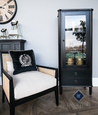 Wąska Stylowa Witryna Czarna Henshaw Laura Ashley 67x42x160cm 13
