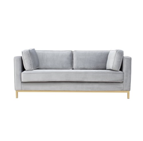 Szara sofa 2,5-osobowa Silvio z welurową tapicerką, prostokątna, z dwoma poduszkami i złotymi metalowymi nogami. Wymiary: 192x92x80 cm, frontalne ujęcie na białym tle.