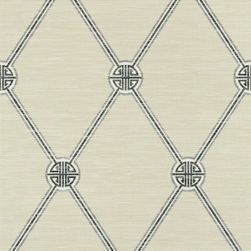 Tapeta Thibaut Anna French w kolorze czarnym i beżowym, z wzorem trellis. Ujęcie frontalne, z bliska, atrakcyjne detale geometrycznego wzoru w okręgach. Kolory kontrastujące na jasnym tle, tekstura gładka. Idealna do nowoczesnych wnętrz.
