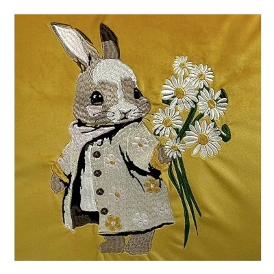 Poduszka Haftowana Dekoracyjna Zajączek ze Stokrotkami - Różne Kolory Tkanin 5