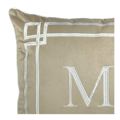 Poduszka Haftowana Dekoracyjna Monogram Frame - Różne Kolory Tkanin 3