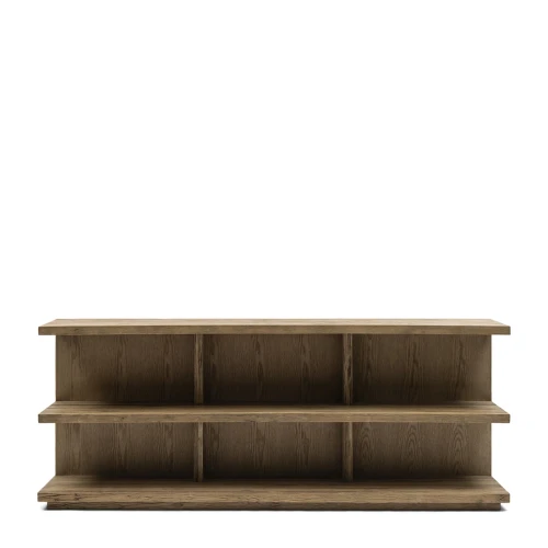 Konsola Vermont Riviera Maison w kolorze naturalnego drewna, wymiary 180x35x72 cm. Frontalne ujęcie, trójpoziomowa konstrukcja z otwartymi półkami, matowe wykończenie. Prosty, minimalistyczny design pasujący do różnych wnętrz.
