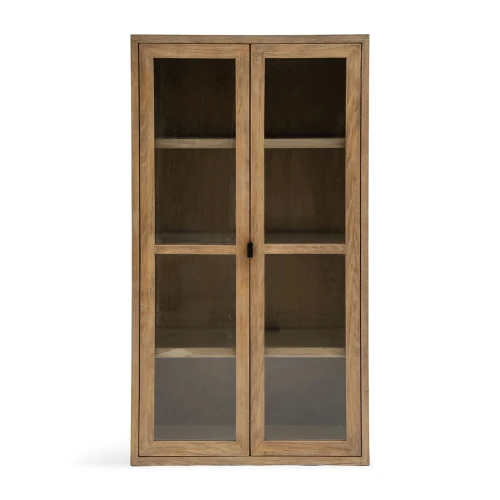 Modułowa witryna Del Rey Riviera Maison o wymiarach 80x42x145 cm, wykonana z drewna w jasnym odcieniu, z drzwiami szklanymi i czarnymi uchwytami. Widoczna konstrukcja stojąca z dwoma półkami wewnętrznymi, na jednolitym tle.