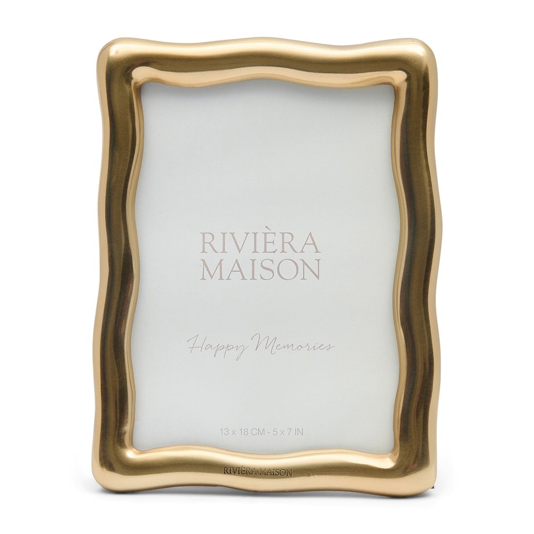 Ramka Wavy Złota 13x18 cm Riviera Maison z falowanym brzegiem, w kolorze złotym. Widoczny napis Happy Memories na białym tle. Produkt ustawiony frontalnie, idealny do wyeksponowania zdjęć.
