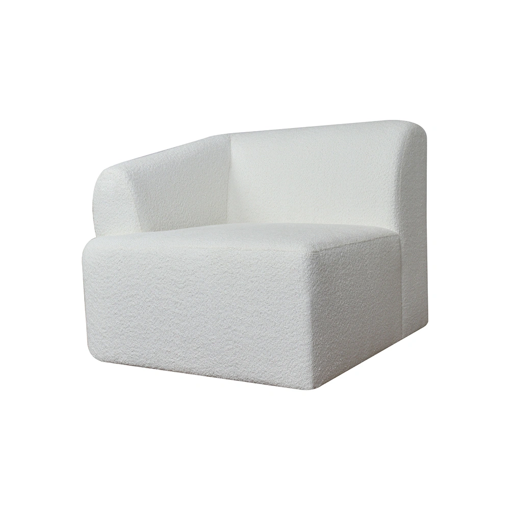 Elegancka, modułowa sofa w białym kolorze. Element prosty lewy z zaokrąglonymi krawędziami, tapicerowany fakturowanym materiałem. Ujęcie frontalne, produkt leżący na prostym tle, bez dodatkowych akcesoriów.