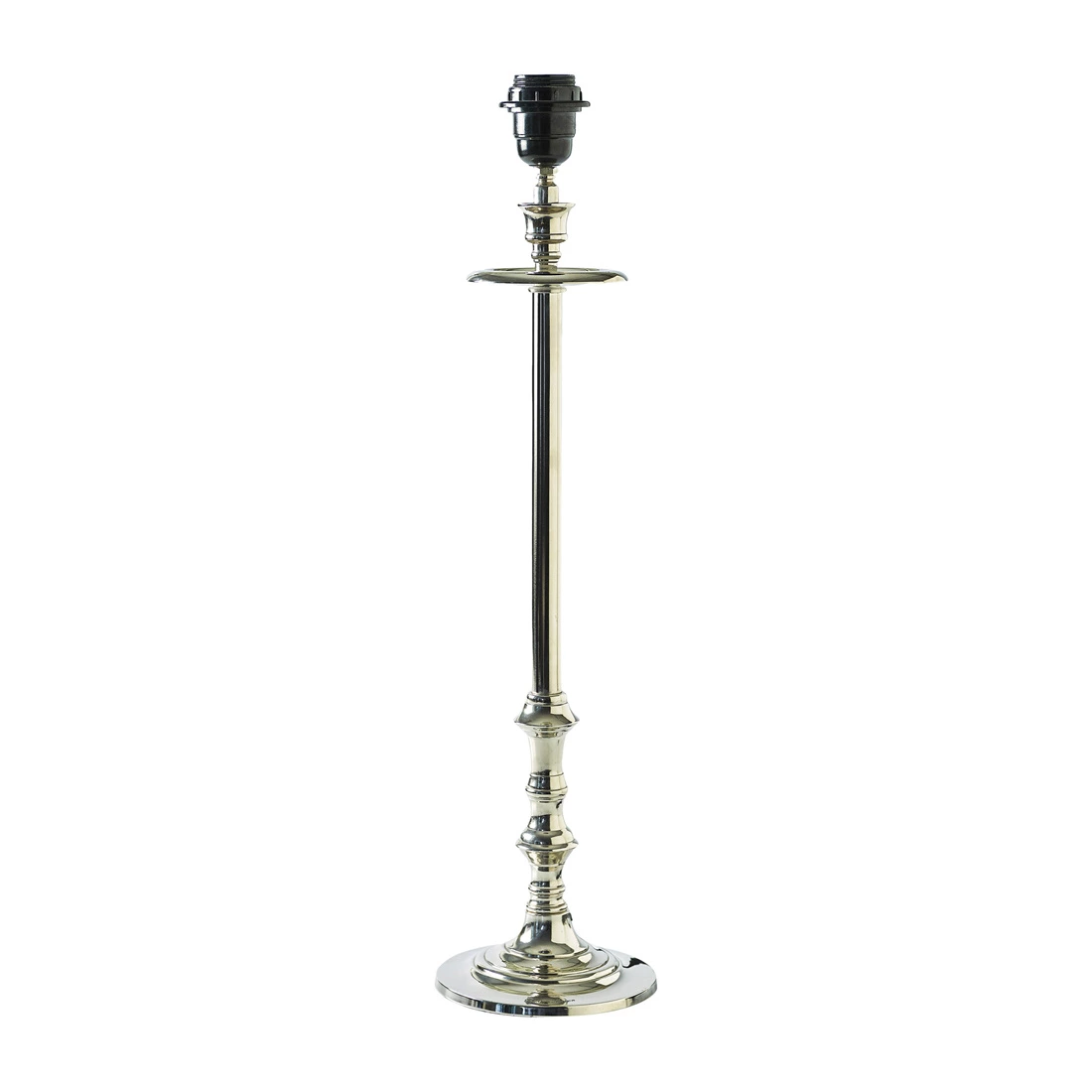 Podstawa lampy w kolorze chromu, wysoka z prostym, cylindrycznym kształtem i phongującymi detalami na korpusie. Ujęcie frontalne, produkt stojący na białym tle, z widocznym gwintem na żarówkę u góry.